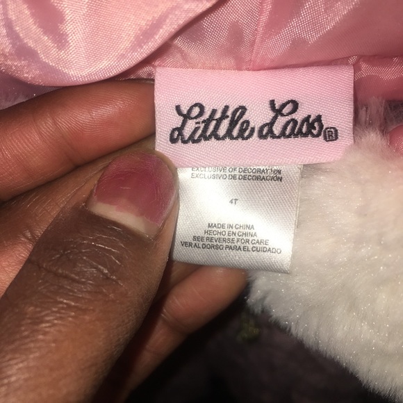 Baby Girl Faux mink Poncho - Picture 6 of 8